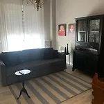 Coco's Florence